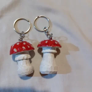Stylized Fly Agaric Mushroom Keychain – Hand-Carved and Painted Wood