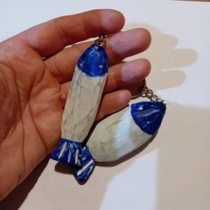 Hand-Carved Fish Keychain – Painted Wood, Distressed Finish